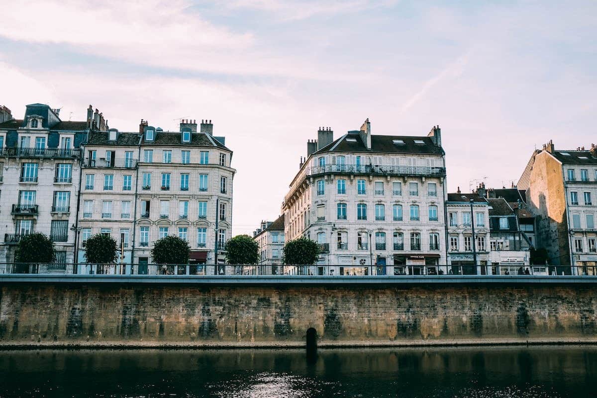 paris finances