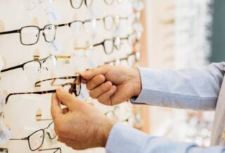 Comment choisir son opticien à Paris conseils et astuces