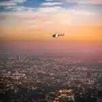 Voler en hélicoptère au-dessus de Paris