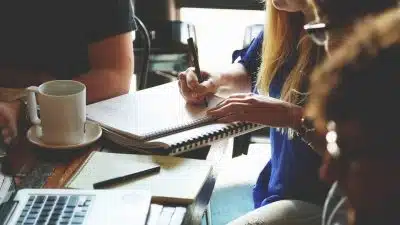 Pourquoi acheter un bureau à Paris?